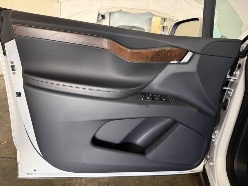 2020 Tesla Model X Long Range Plus