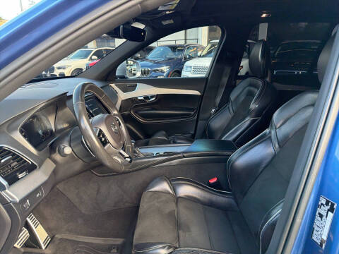 2018 Volvo XC90 T6 R-Design