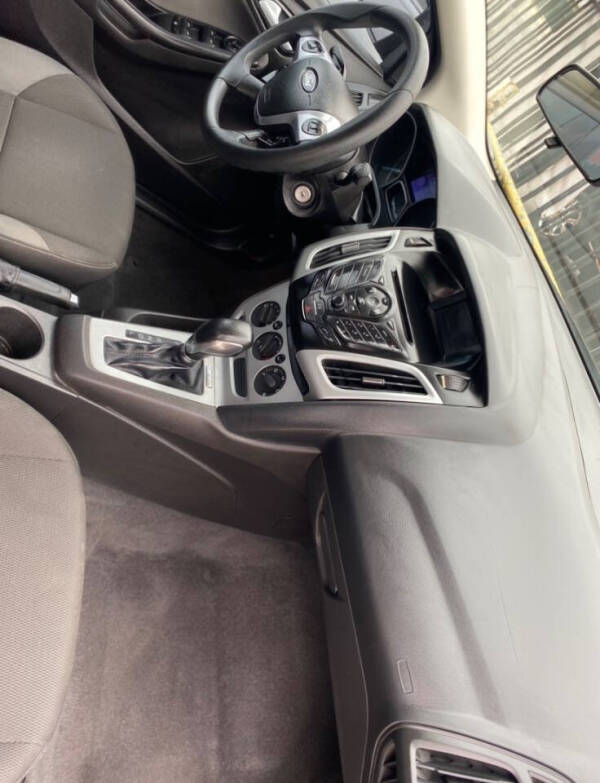 2013 Ford Focus SE