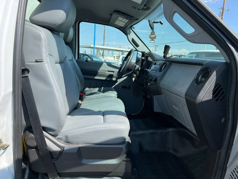 2015 Ford F-350 Super Duty XL