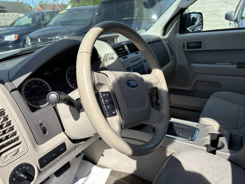 2011 Ford Escape XLT