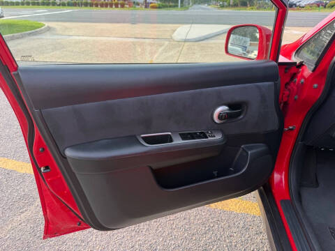 2009 Nissan Versa 1.8 S