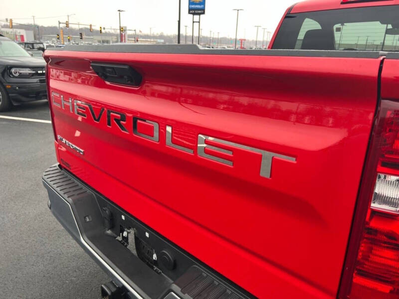 Used 2024 Chevrolet Silverado 1500 Work Truck with VIN 3GCNDAEK3RG232269 for sale in Wood River, IL