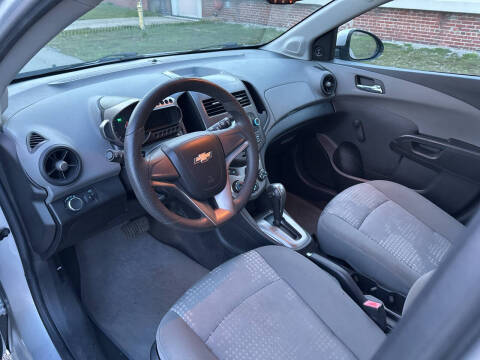 2012 Chevrolet Sonic LS