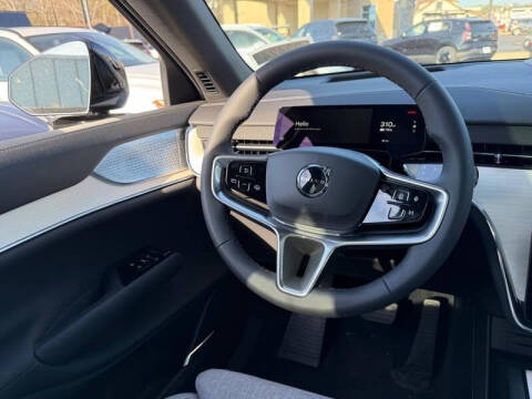 2025 Volvo EX90 Twin Performance Ultra 6P