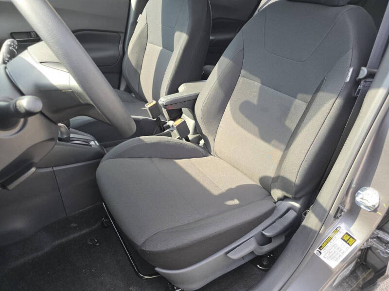 2025 Nissan Kicks Play S