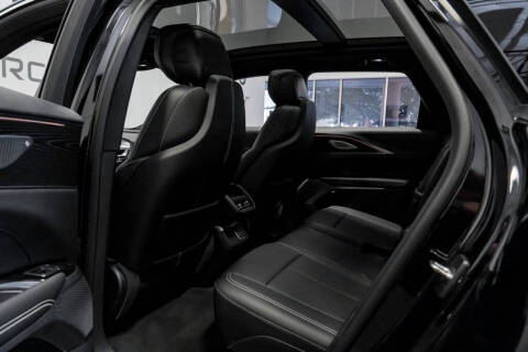 2024 Cadillac LYRIQ Luxury 2