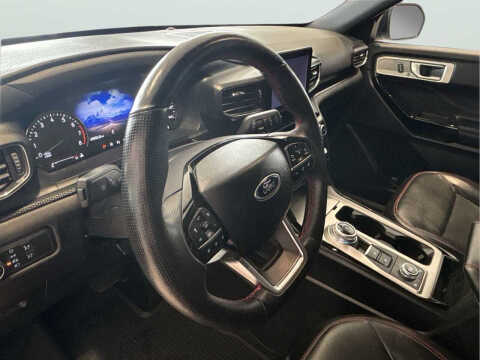 2022 Ford Explorer ST-Line