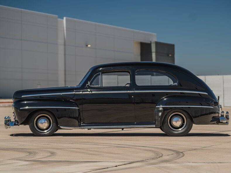 1947 Ford Super Deluxe