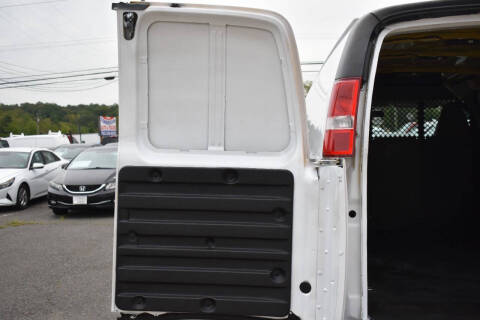 2021 GMC Savana 2500