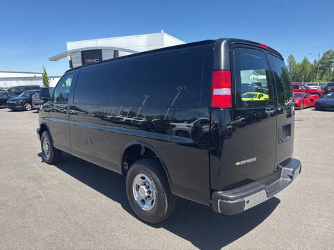 2026 Chevrolet Express 3500