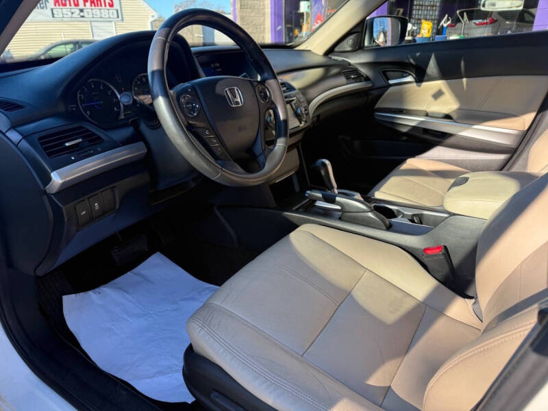 2014 Honda Crosstour EX-L V6 w/Navi