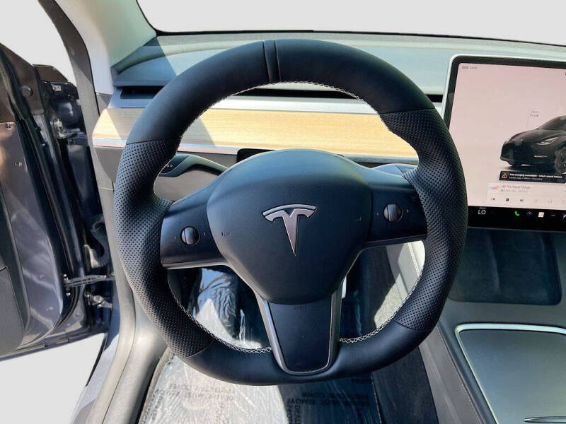 2023 Tesla Model Y Performance