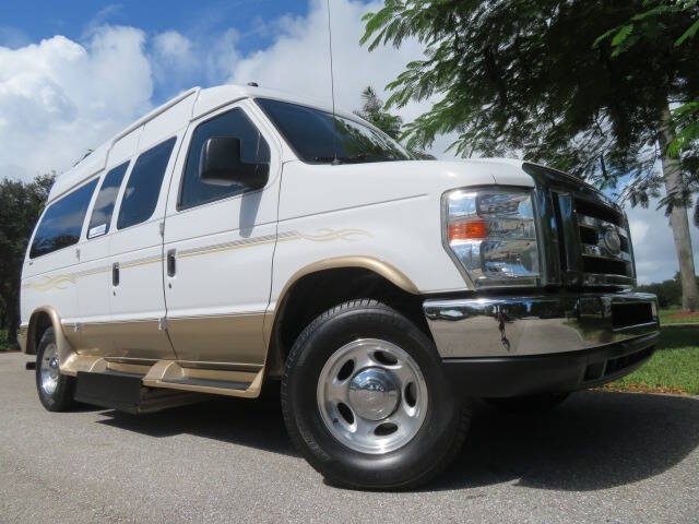 2014 Ford E-Series E-150