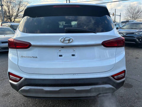 2019 Hyundai Santa Fe SE 2.4L