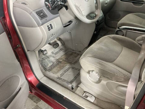 2004 Toyota Sienna