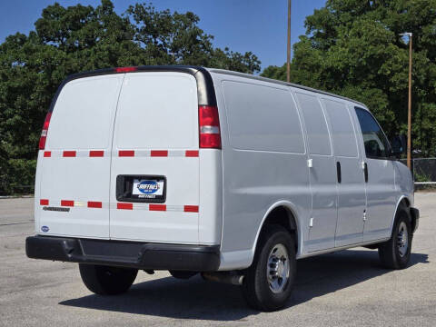 2021 Chevrolet Express 2500