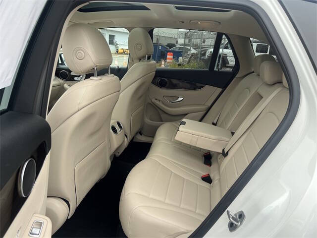 2021 Mercedes-Benz GLC GLC 300 4MATIC