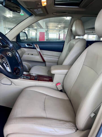 2013 Toyota Highlander Limited