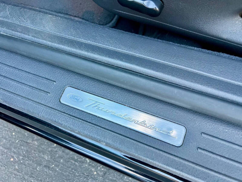 2002 Ford Thunderbird Deluxe