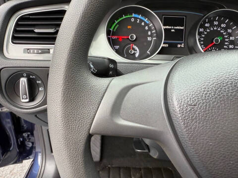 2016 Volkswagen e-Golf SE