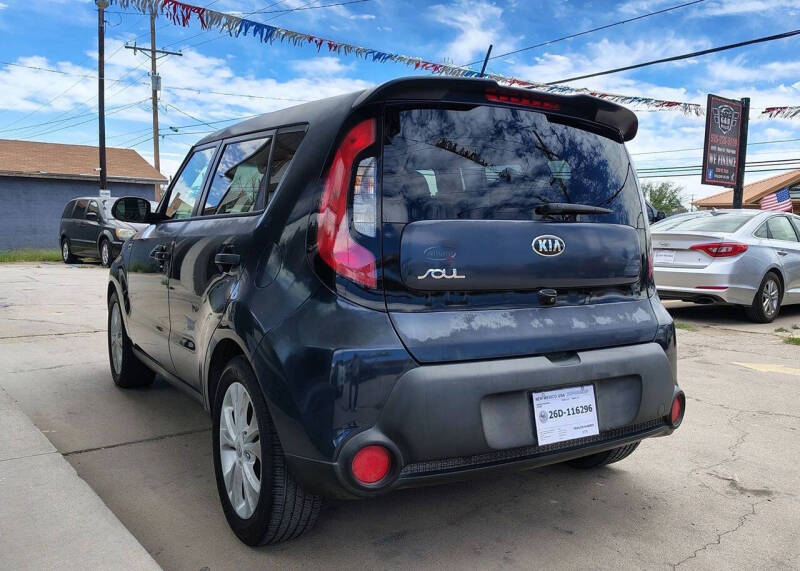 2015 Kia Soul +