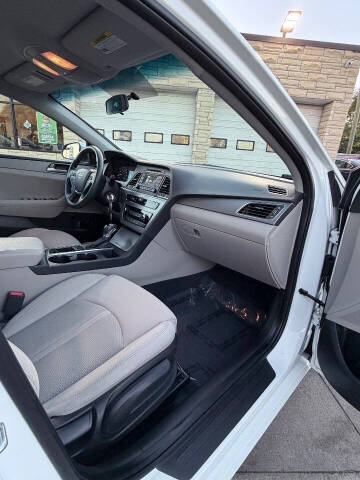 2017 Hyundai Sonata SE