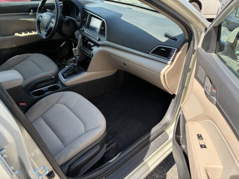 2017 Hyundai Elantra