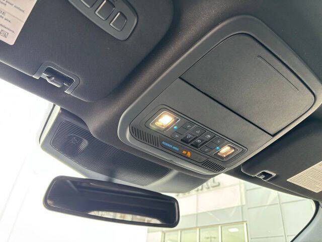 2022 Ford Explorer Hybrid Platinum