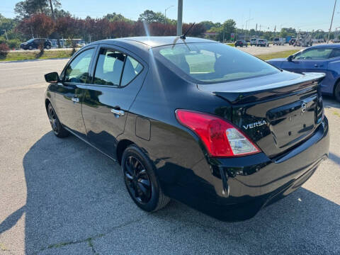 2016 Nissan Versa