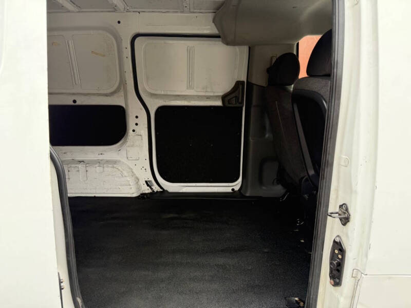 2019 Nissan NV200 SV