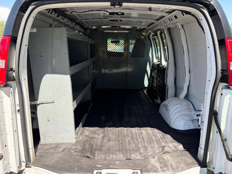 2020 Chevrolet Express 2500