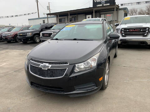 2014 Chevrolet Cruze for sale at Velascos Used Car Sales in Hermiston OR