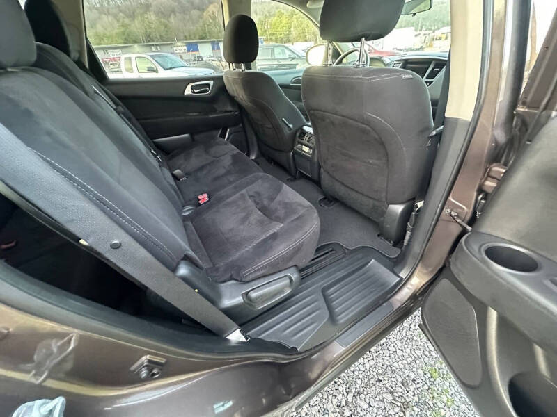 2015 Nissan Pathfinder S