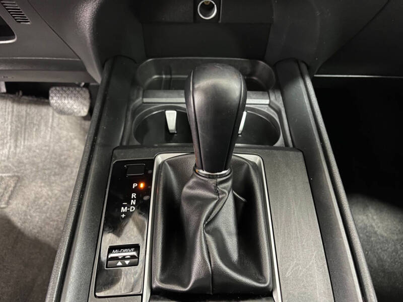 2024 Mazda CX-50 2.5 S Preferred