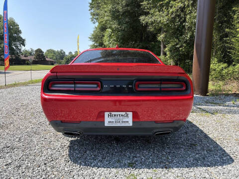 2015 Dodge Challenger SXT Plus