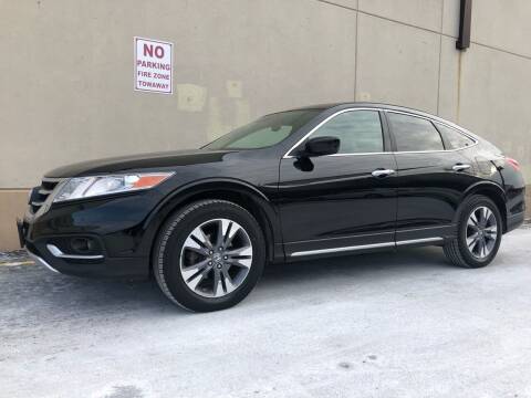 2015 Honda Crosstour for sale at International Auto Sales in Hasbrouck Heights NJ