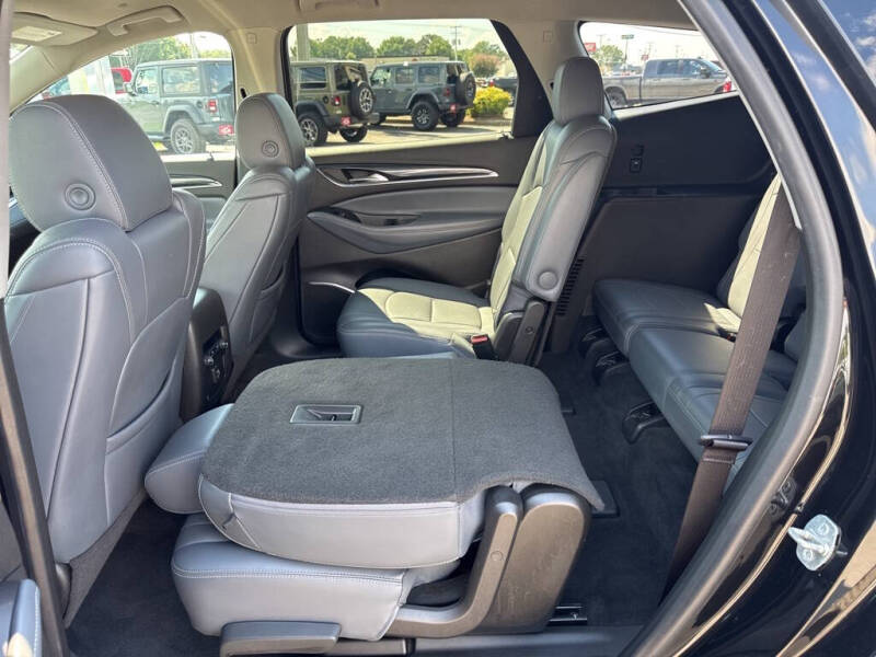 2021 Buick Enclave Essence