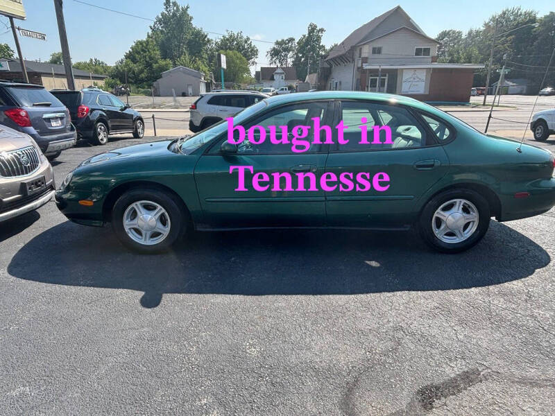 1999 Ford Taurus SE