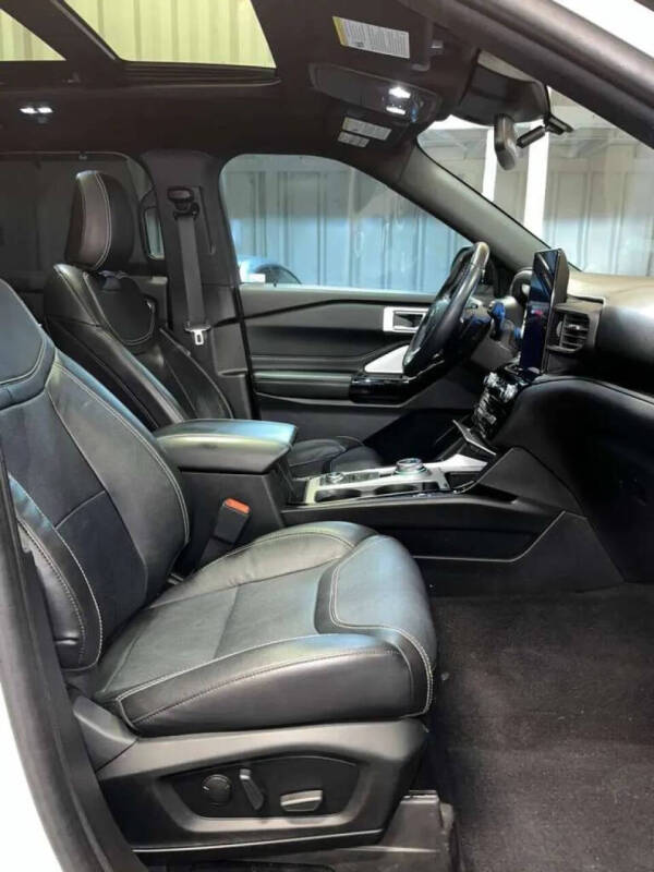 2023 Ford Explorer ST