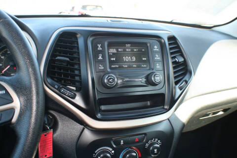 2014 Jeep Cherokee Sport