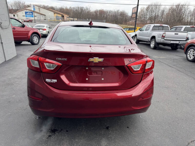 2017 Chevrolet Cruze LT Auto