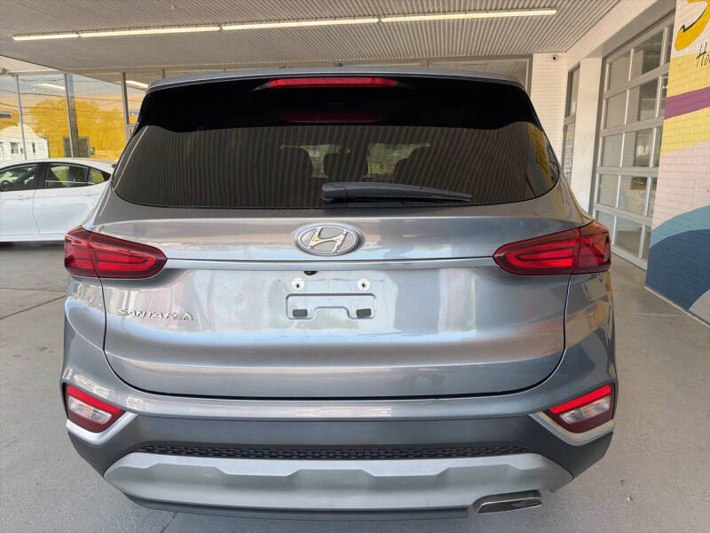 2020 Hyundai Santa Fe SE