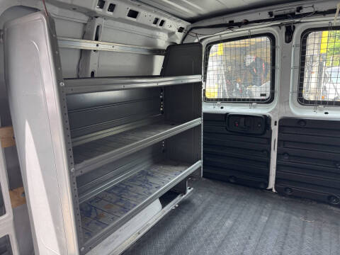 2021 Chevrolet Express 2500