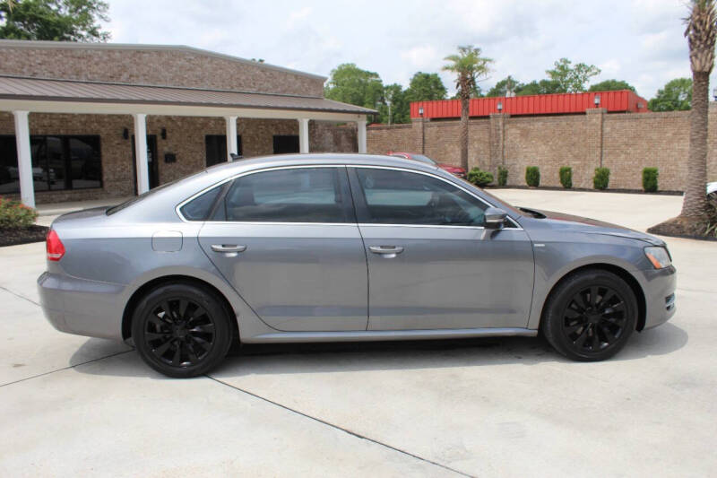 2014 Volkswagen Passat 1.8T Wolfsburg Edition PZEV
