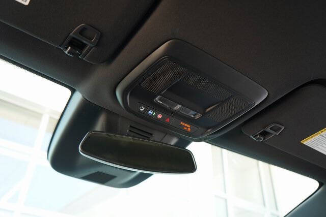 2026 Chevrolet Equinox EV LT 2