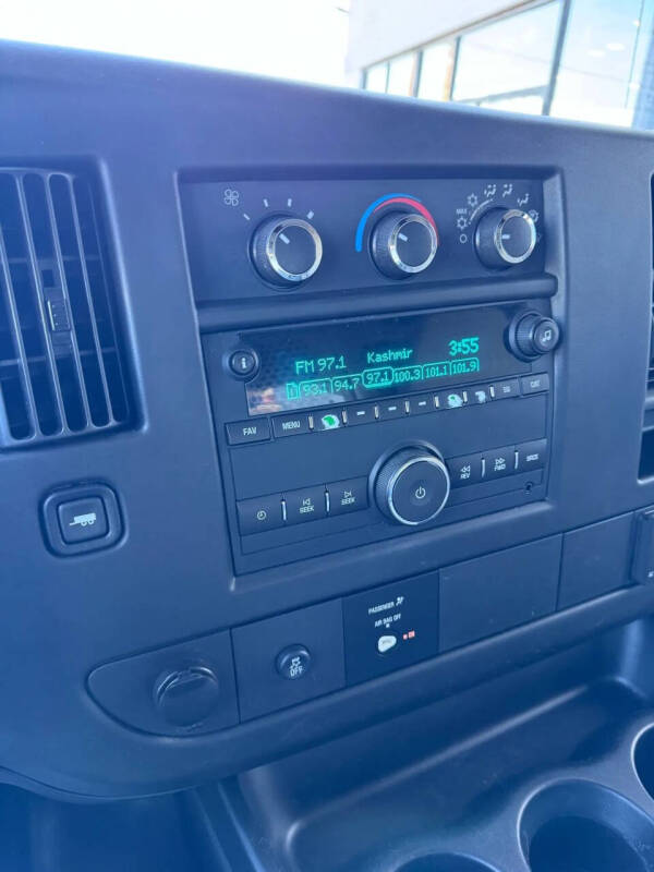 2015 GMC Savana 3500