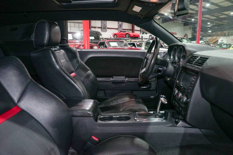 2009 Dodge Challenger SRT8