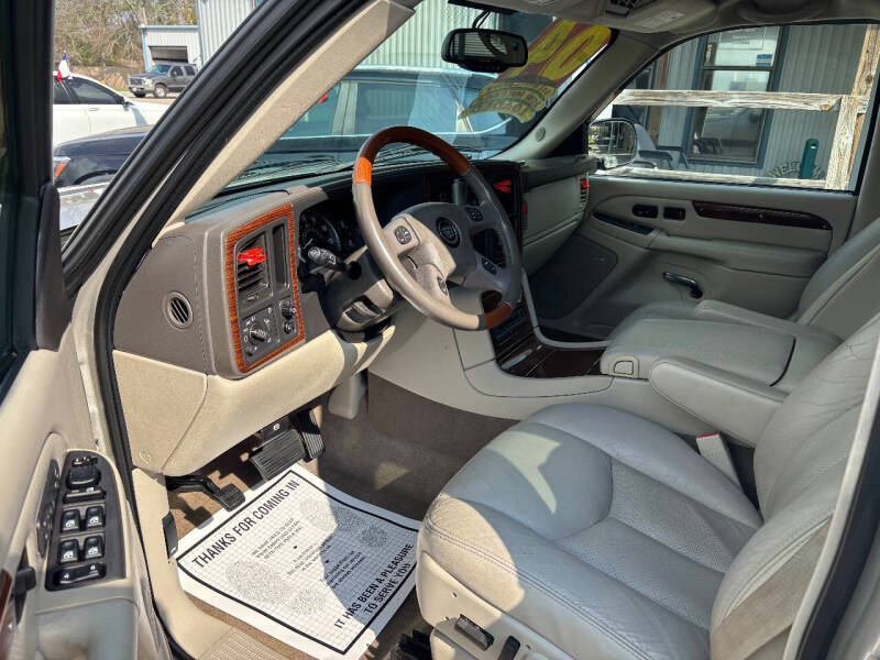 2004 Cadillac Escalade