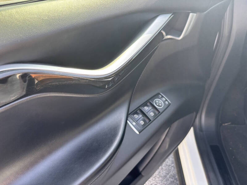 2016 Tesla Model X 75D